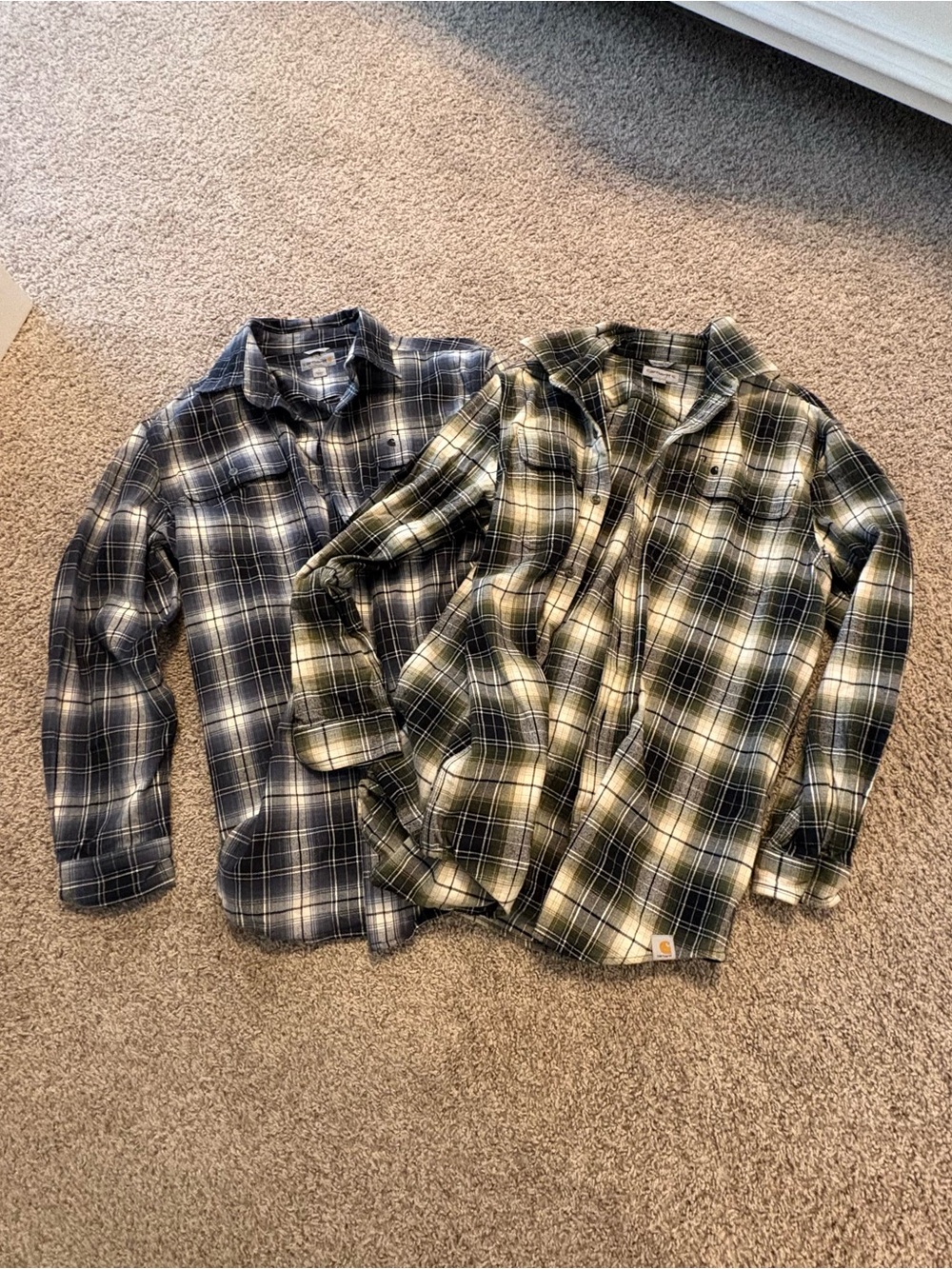 Men’s Carhartt Button-downs (2)